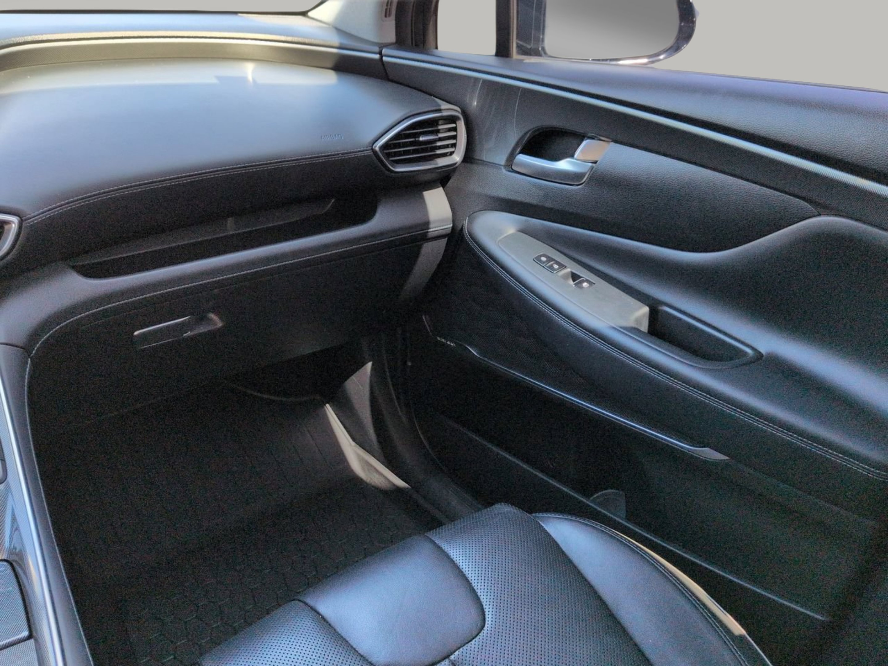Used 2022 Twilight Black Hyundai Limited image 15