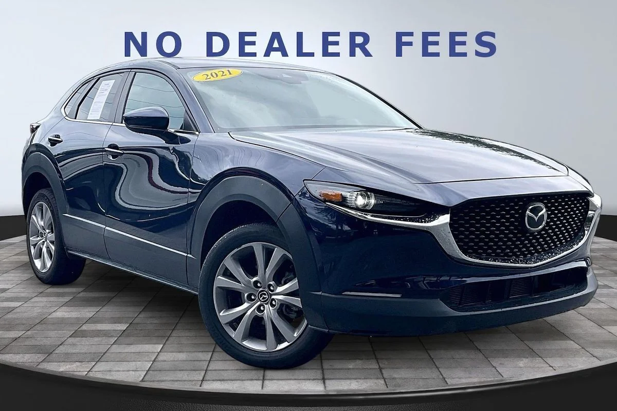 Used 2021  Mazda Select image 3