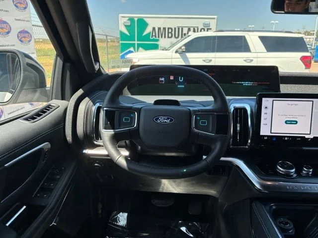 New 2027 Star White Metallic Tri-Coat Ford Platinum image 14