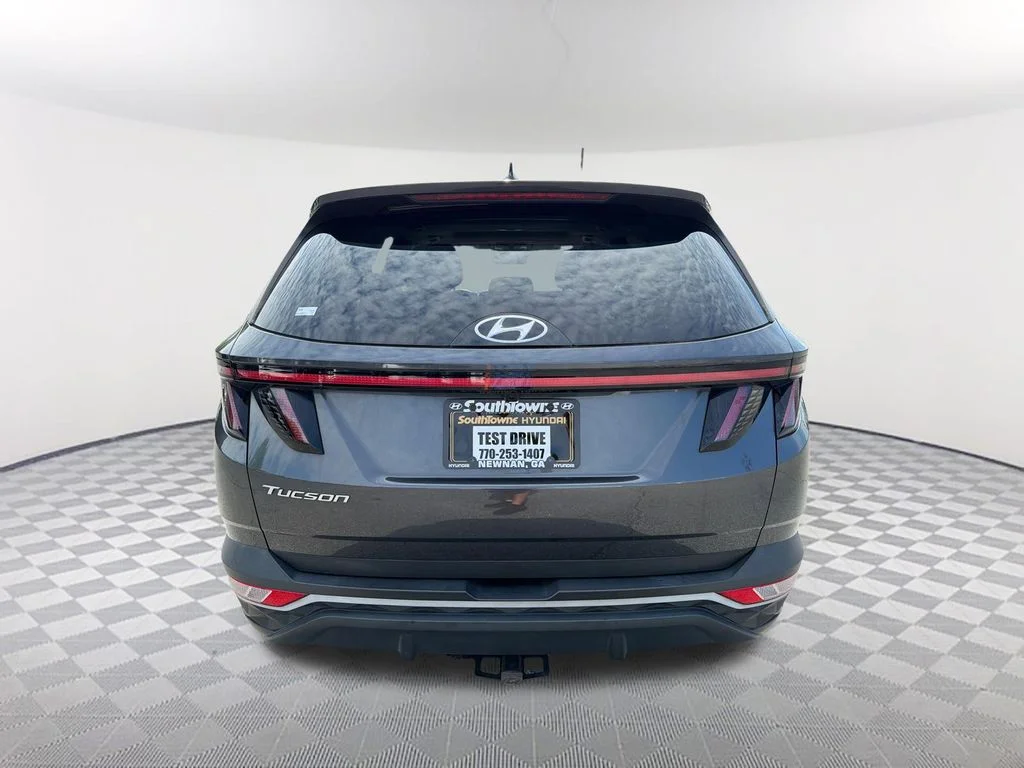 Used 2022 Gray Hyundai SEL image 6
