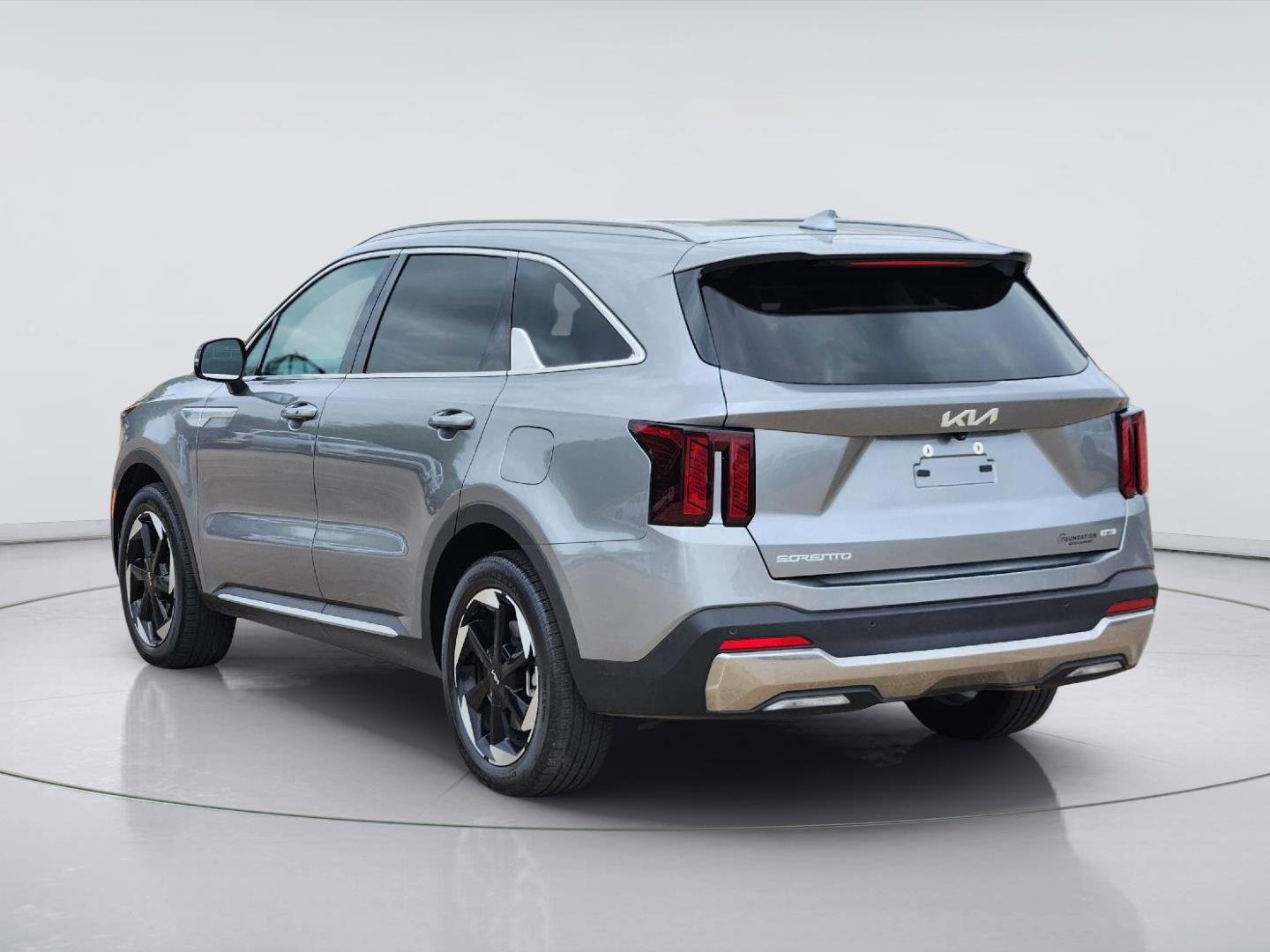 Used 2025 Steel Gray Kia EX image 4