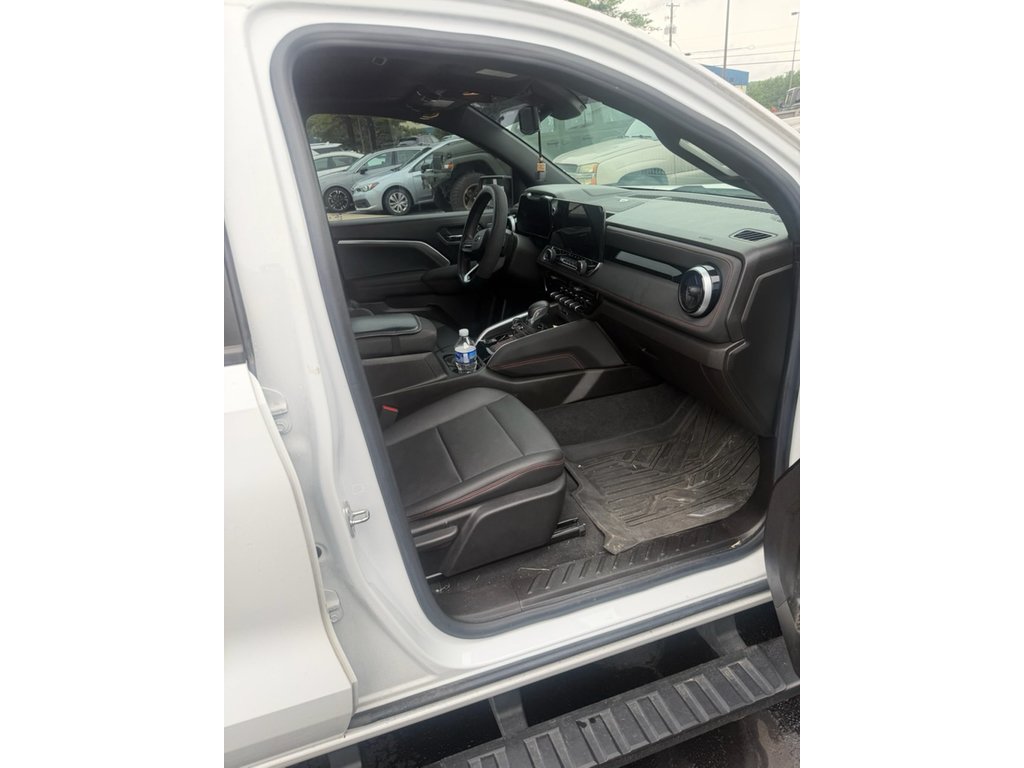 Used 2023 Summit White Chevrolet 4WD Z71 image 7
