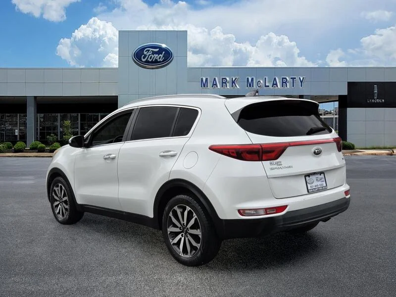Used 2017 Snow White Pearl KIA EX FWD image 3