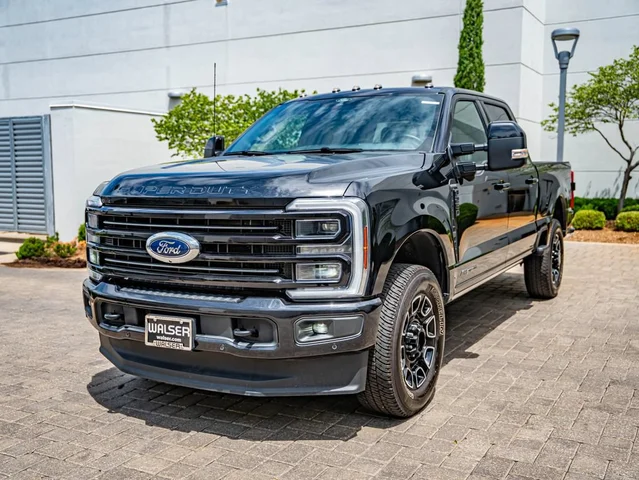 2025 Ford Super Duty F-250 SRW Platinum