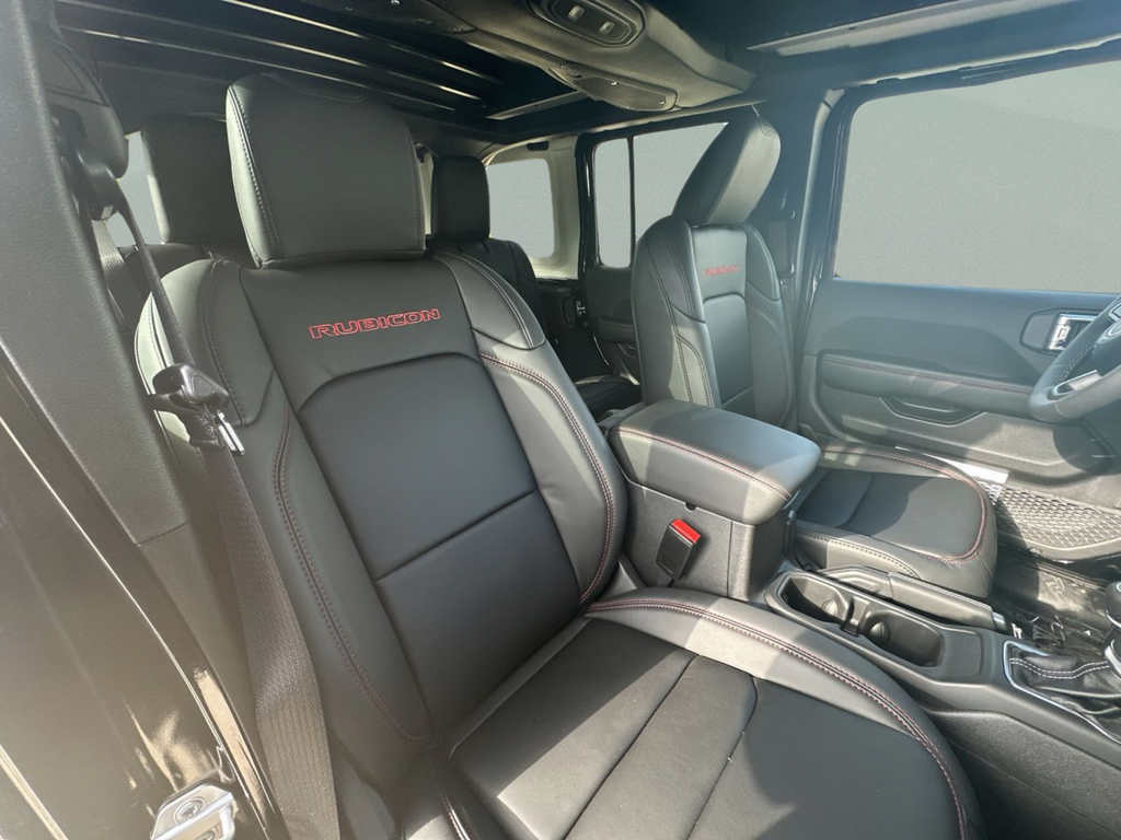 New 2026 Black Clear-Coat Exterior Paint Jeep Rubicon X image 41
