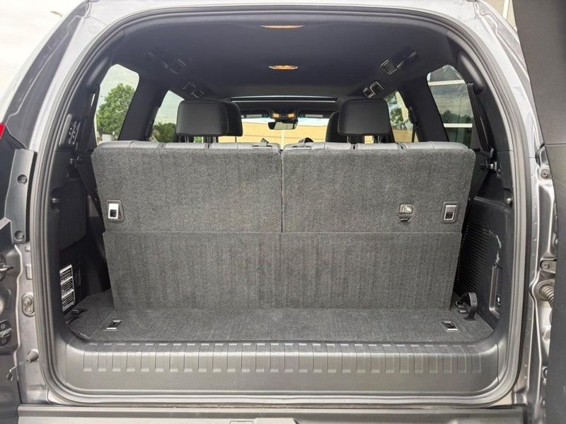 Used 2022 Gray Pearl Lexus 460 Luxury image 4