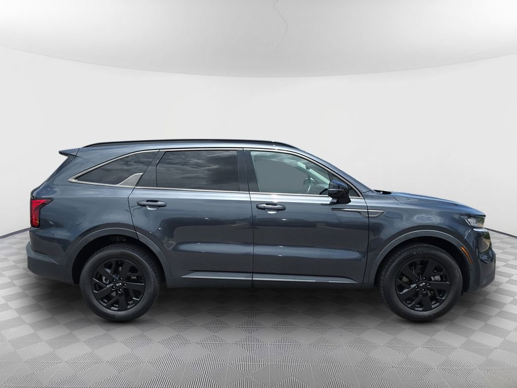 2021 Kia Sorento S - Photo 9