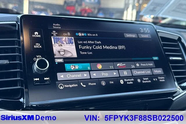Used 2025 Platinum White Honda Black Edition image 37