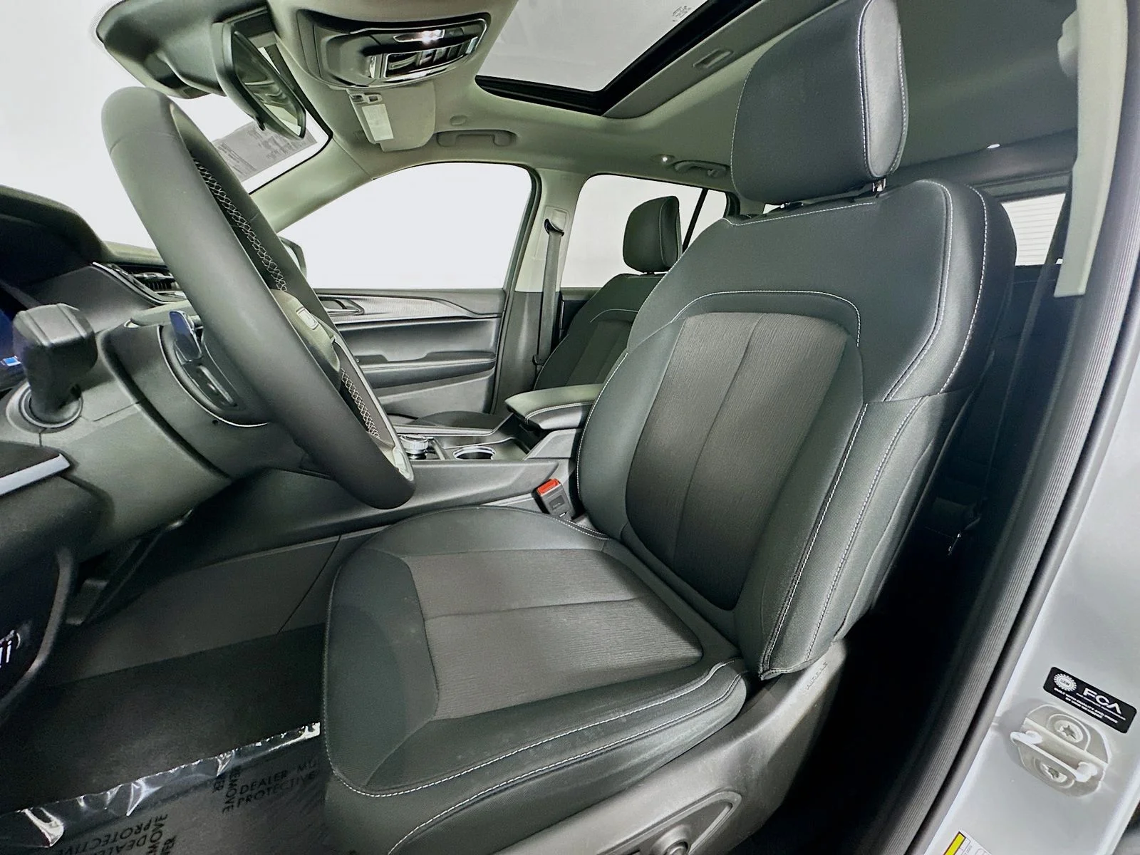 Used 2024 Silver Jeep Laredo X image 19