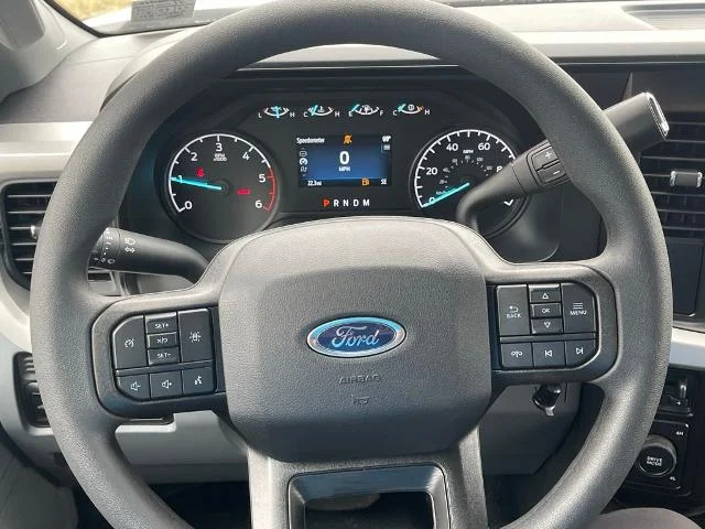 New 2026 Oxford White Ford F-350® XL image 27
