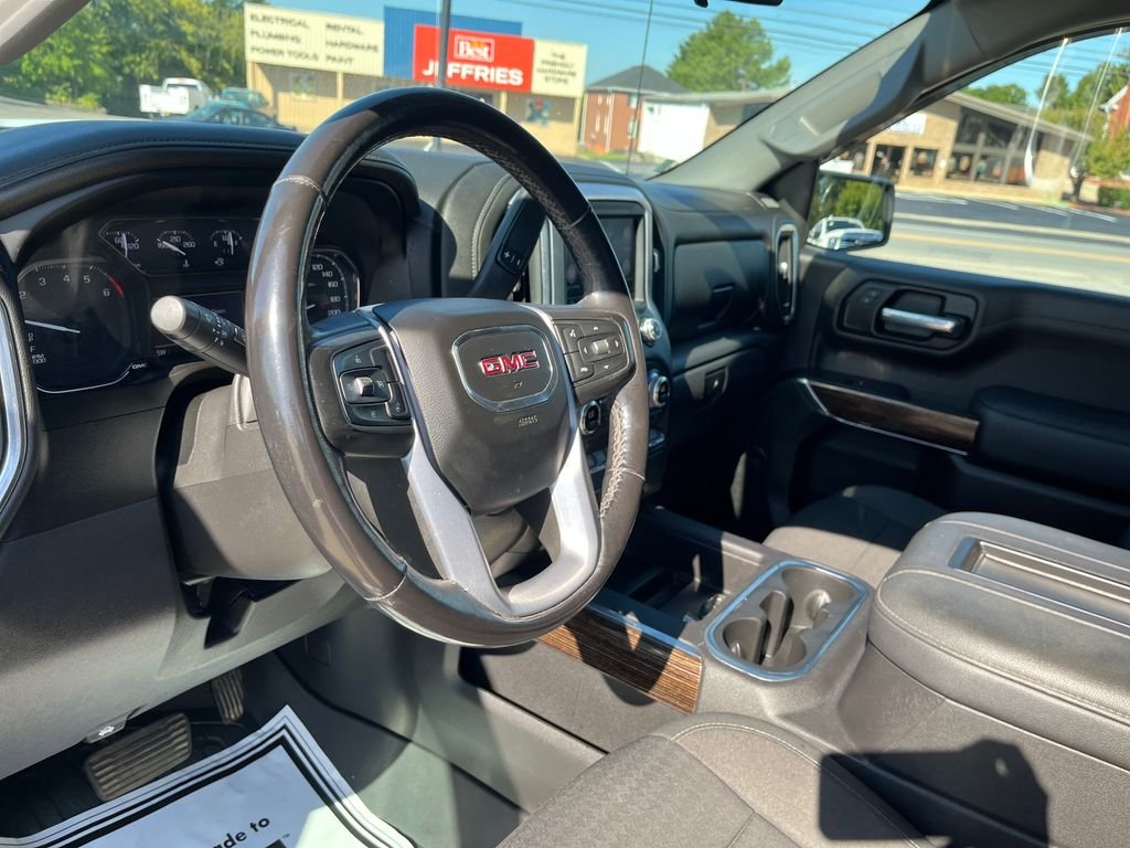 Used 2021 White GMC Elevation image 15