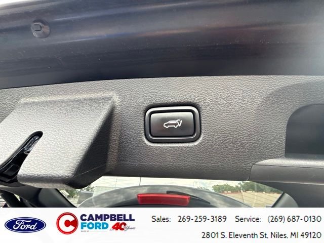 Used 2022 Black Kia SX image 14