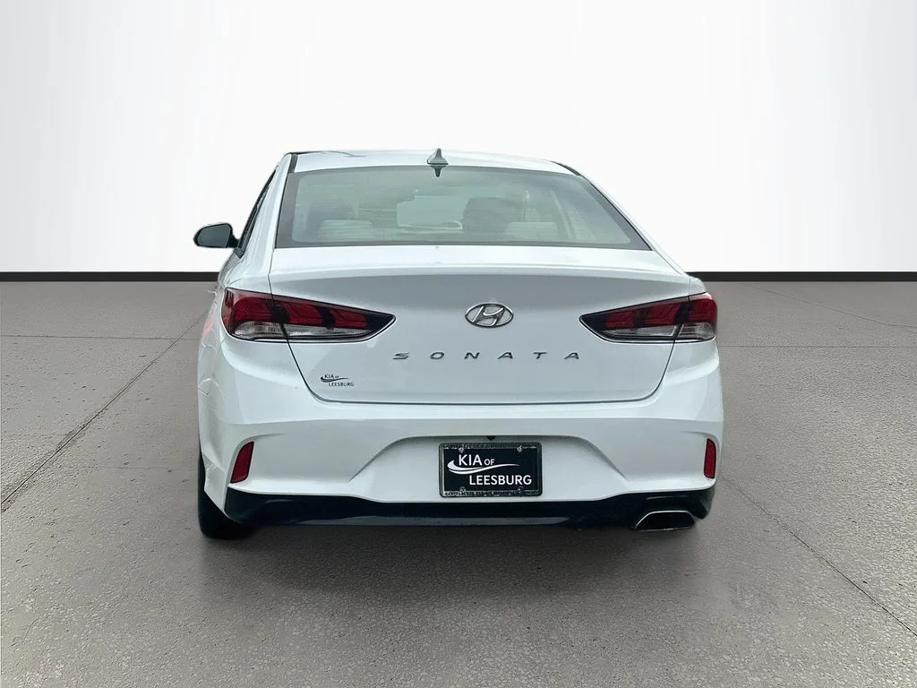 Used 2019 White Hyundai SEL image 6