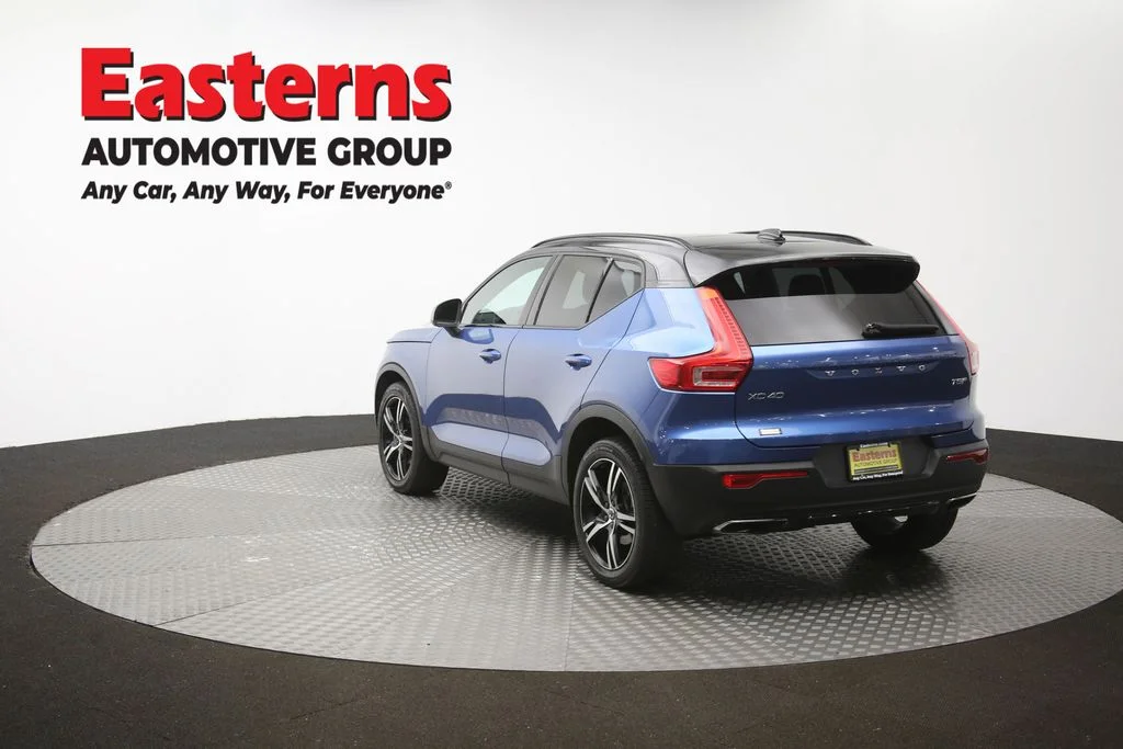 Used 2020 Blue Volvo R-Design image 65