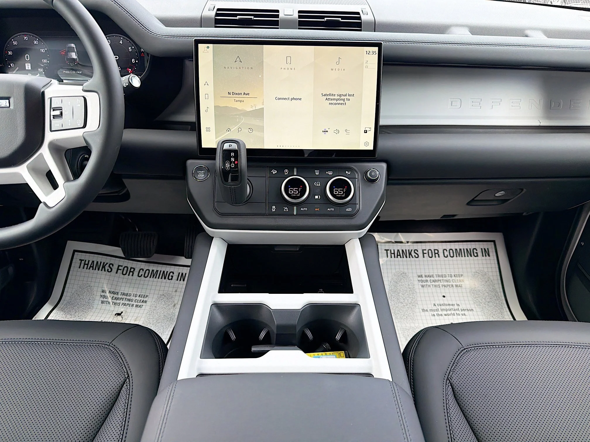 New 2026 Borasco Grey Metallic Land Rover S image 17