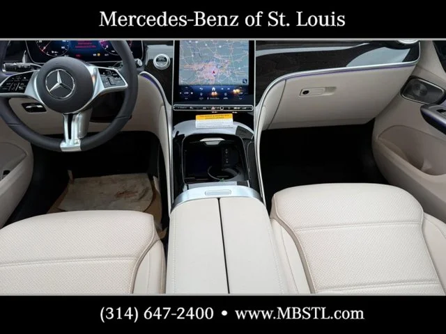 New 2027 Polar White Mercedes-Benz GLC 300 image 8