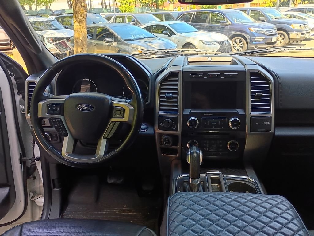 Used 2018 White Platinum Clearcoat Metallic Ford Platinum image 19