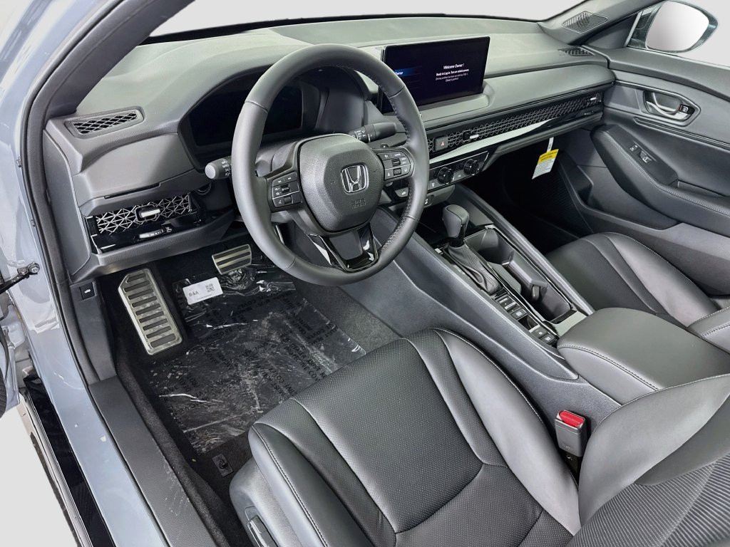 New 2026 Urban Gray Pearl Honda Sport-L image 10