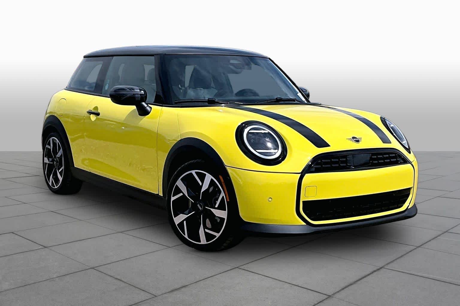 Used 2025 WHITE MINI Cooper image 2