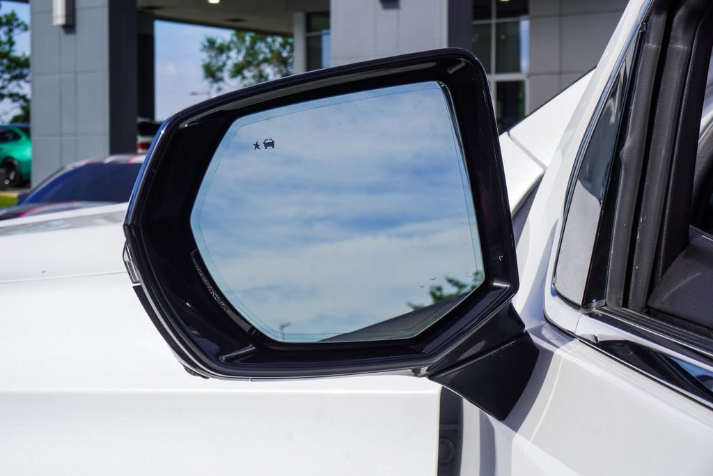 Used 2023 White Cadillac Premium Luxury image 40