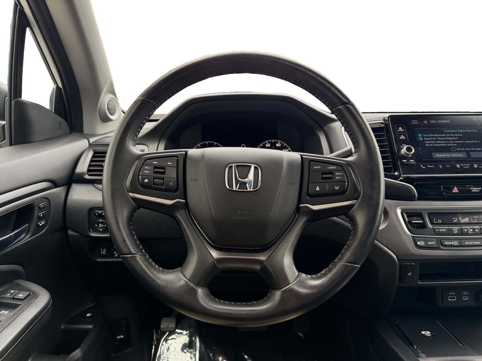 Used 2025 White Honda RTL image 10