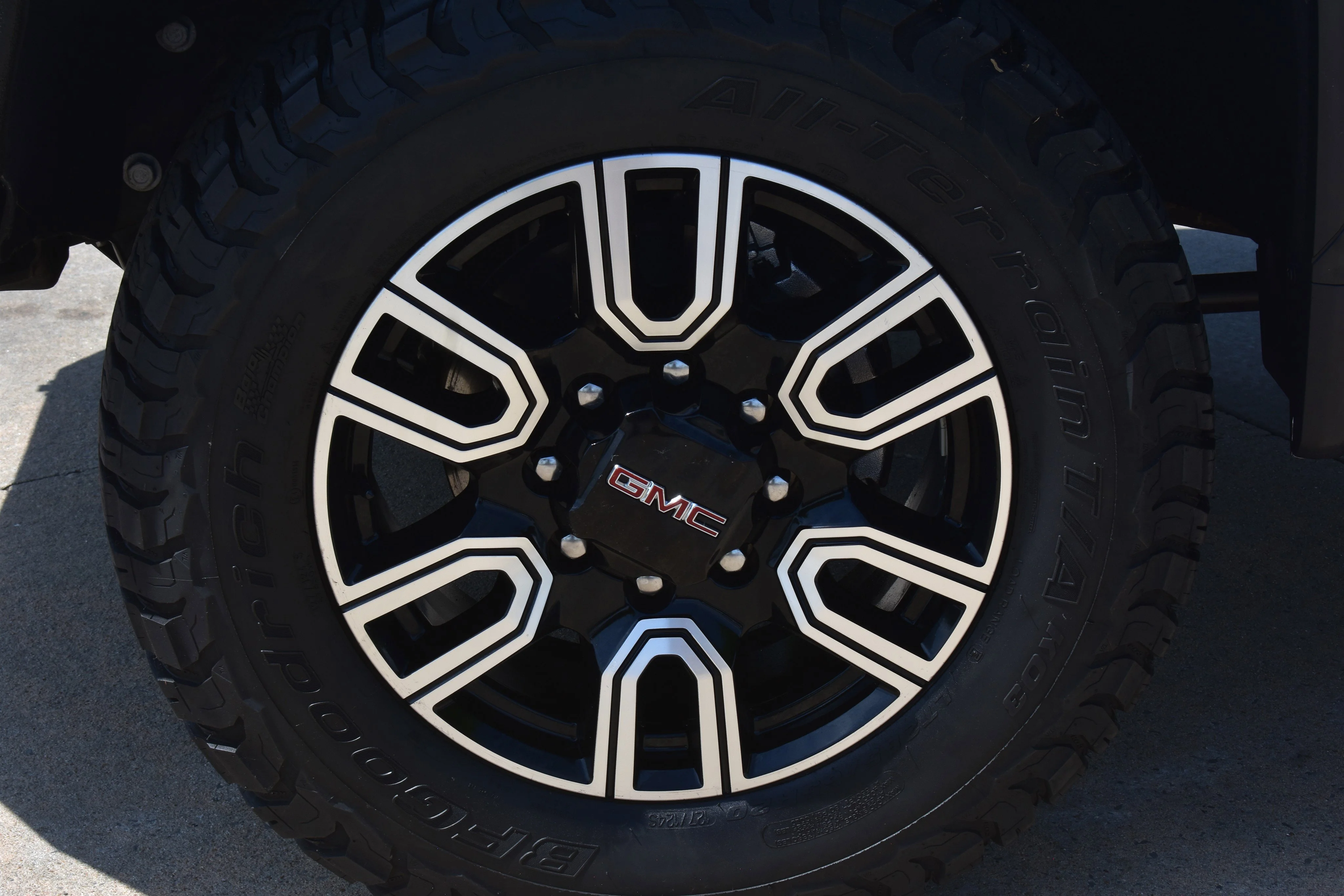 2022 GMC Sierra 2500HD AT4 - Photo 10