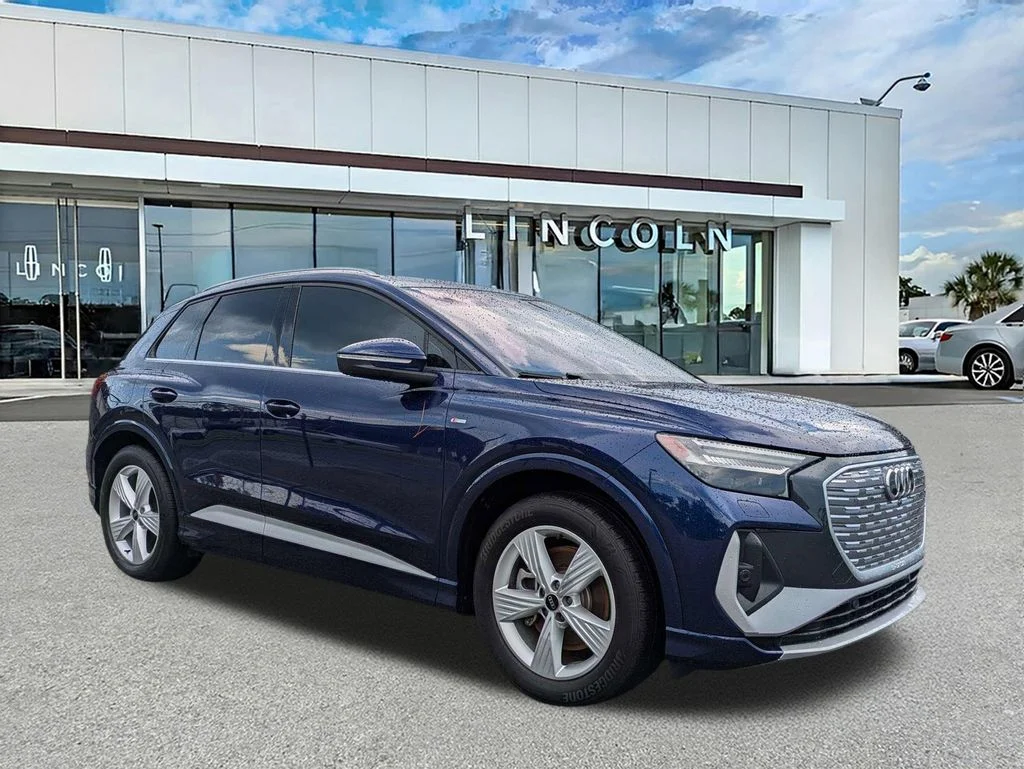 Used 2025 Navarra Blue Metallic Audi Prestige image 1