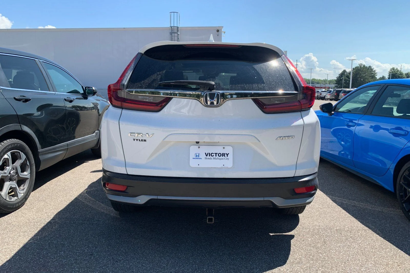 Used 2022 White Honda EX-L image 3