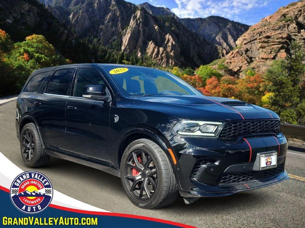 Used 2023 DB Black Dodge SRT Hellcat Premium image 1