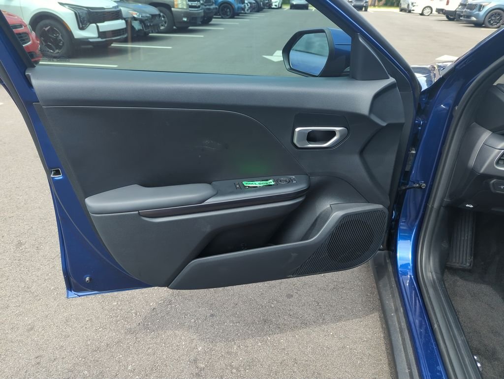 New 2026 Deep Sea Blue Kia LXS image 18