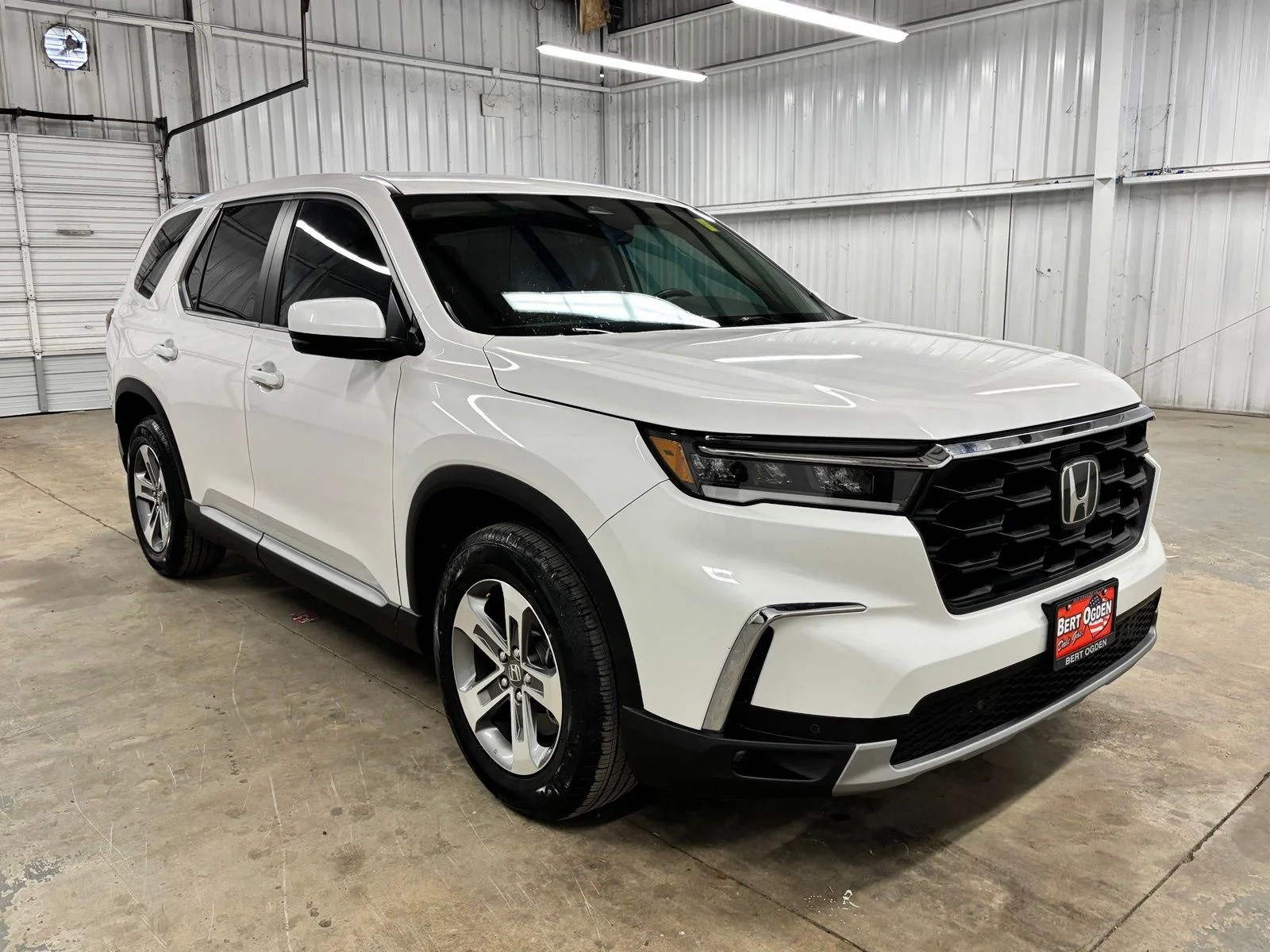 Used 2024 Gray Honda EX-L image 1