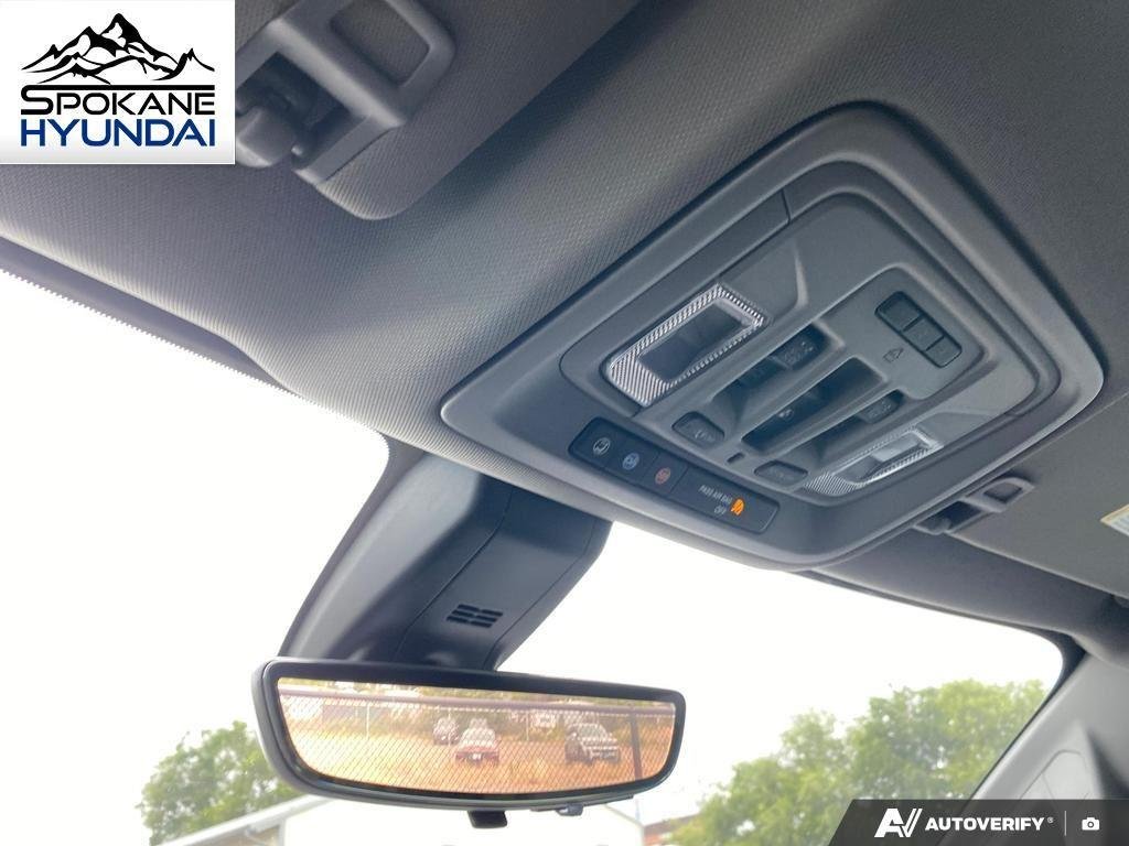 Used 2020 Onyx Black GMC Denali image 23