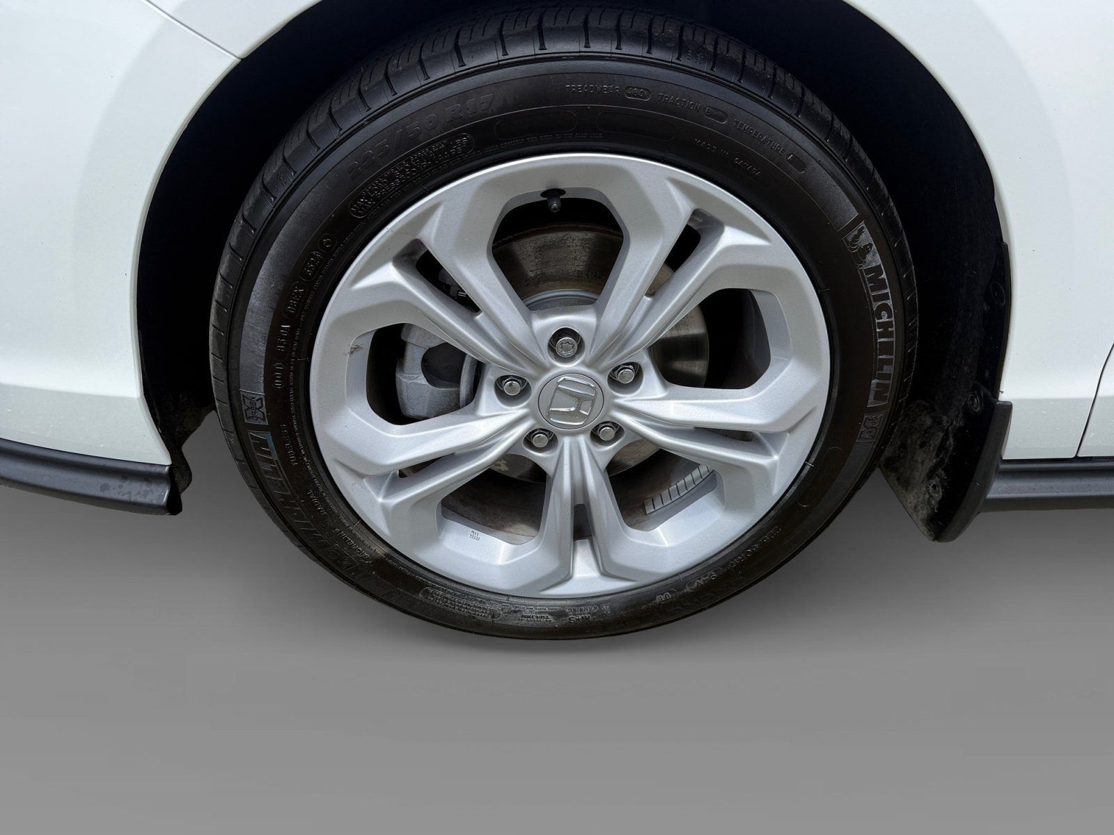 Used 2025 Platinum White Pearl Honda LX image 9