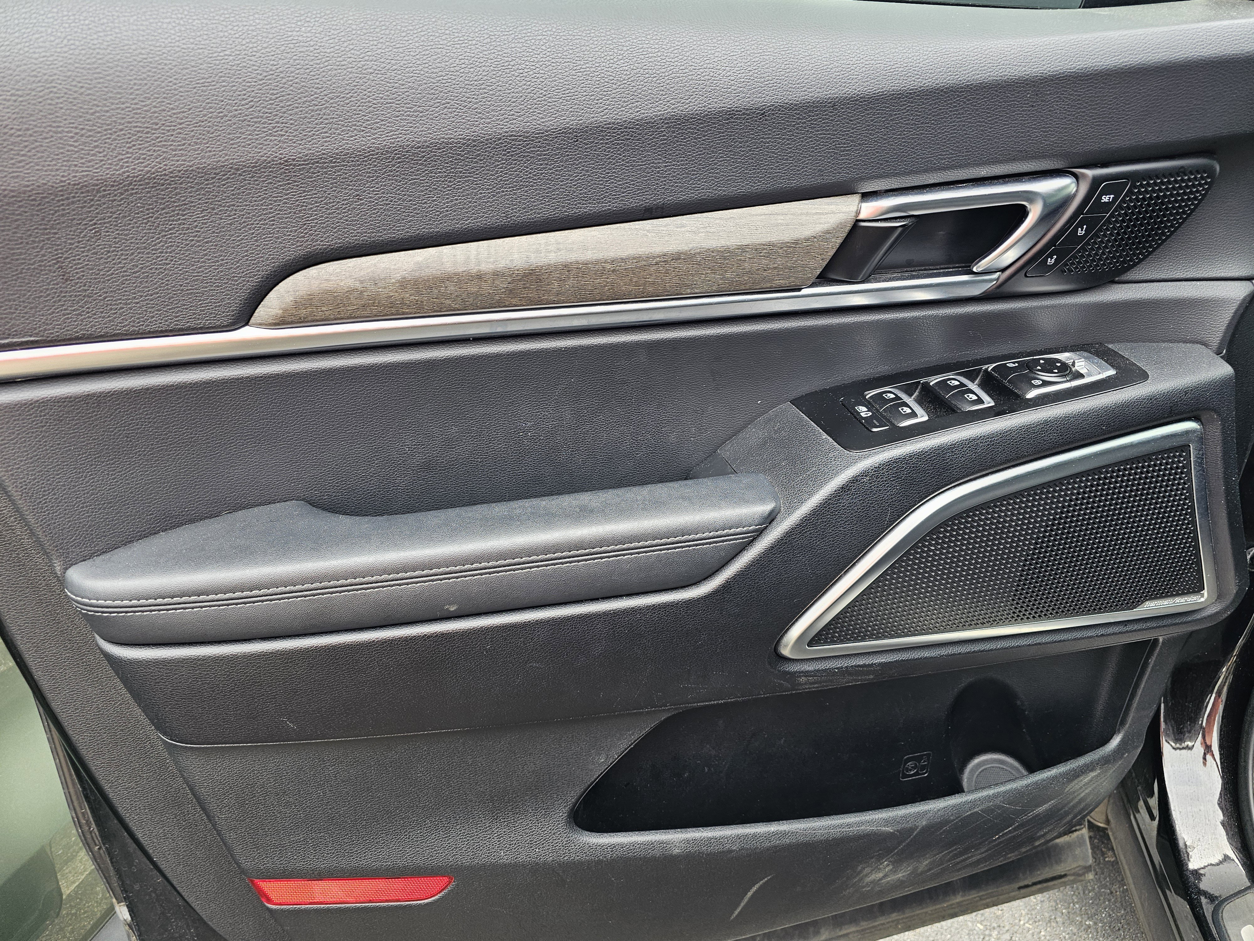 Used 2022 Black Copper Kia SX image 10