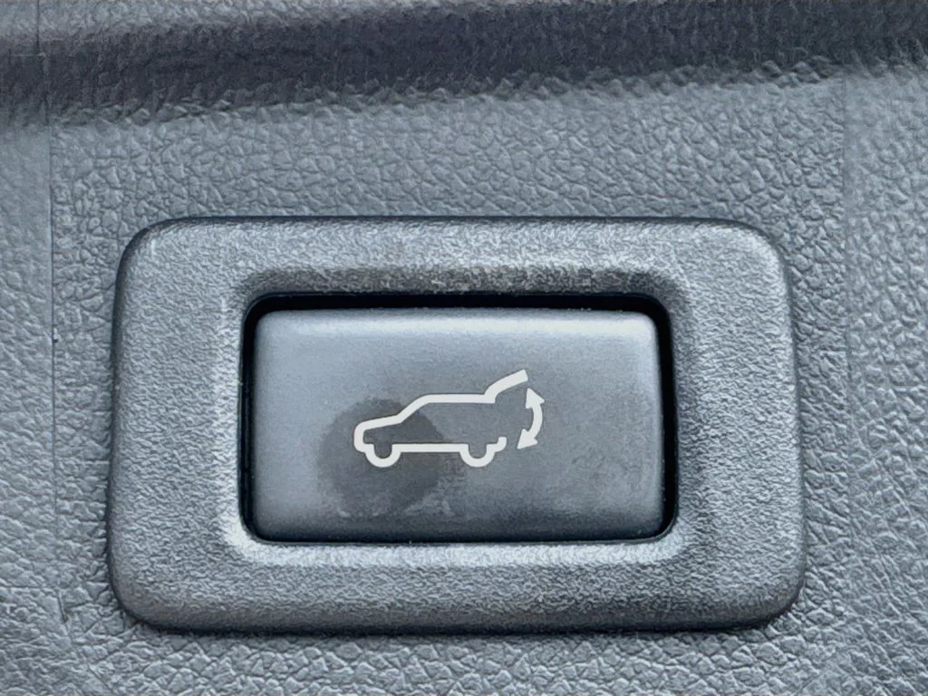 Used 2019 Gray Subaru 3.6R image 32