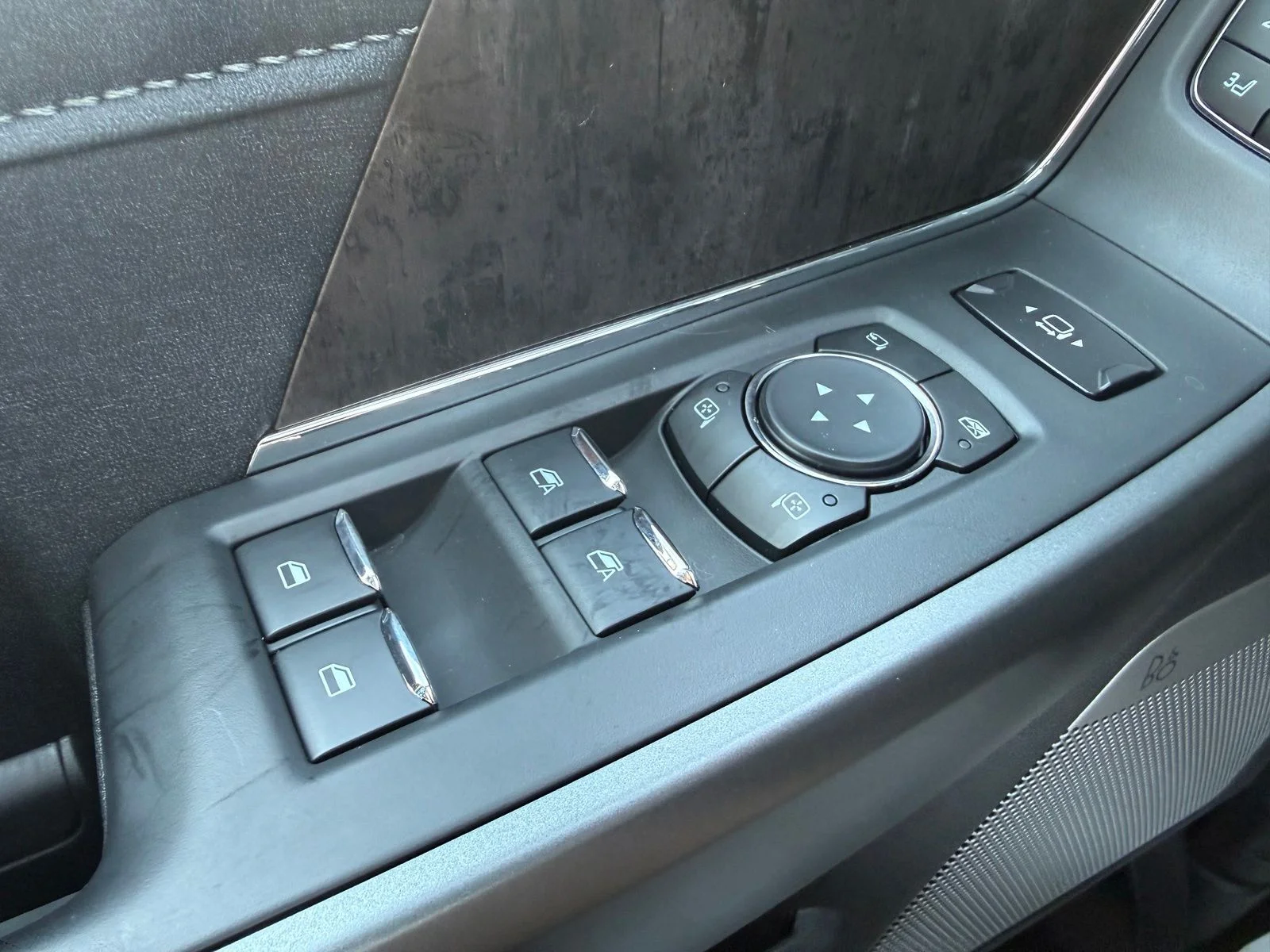 New 2026 Marsh Gray Ford F-350® Lariat® image 28