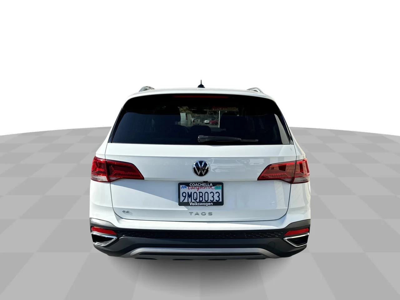 Used 2024 Pure White Volkswagen SE w/ Sunroof image 7