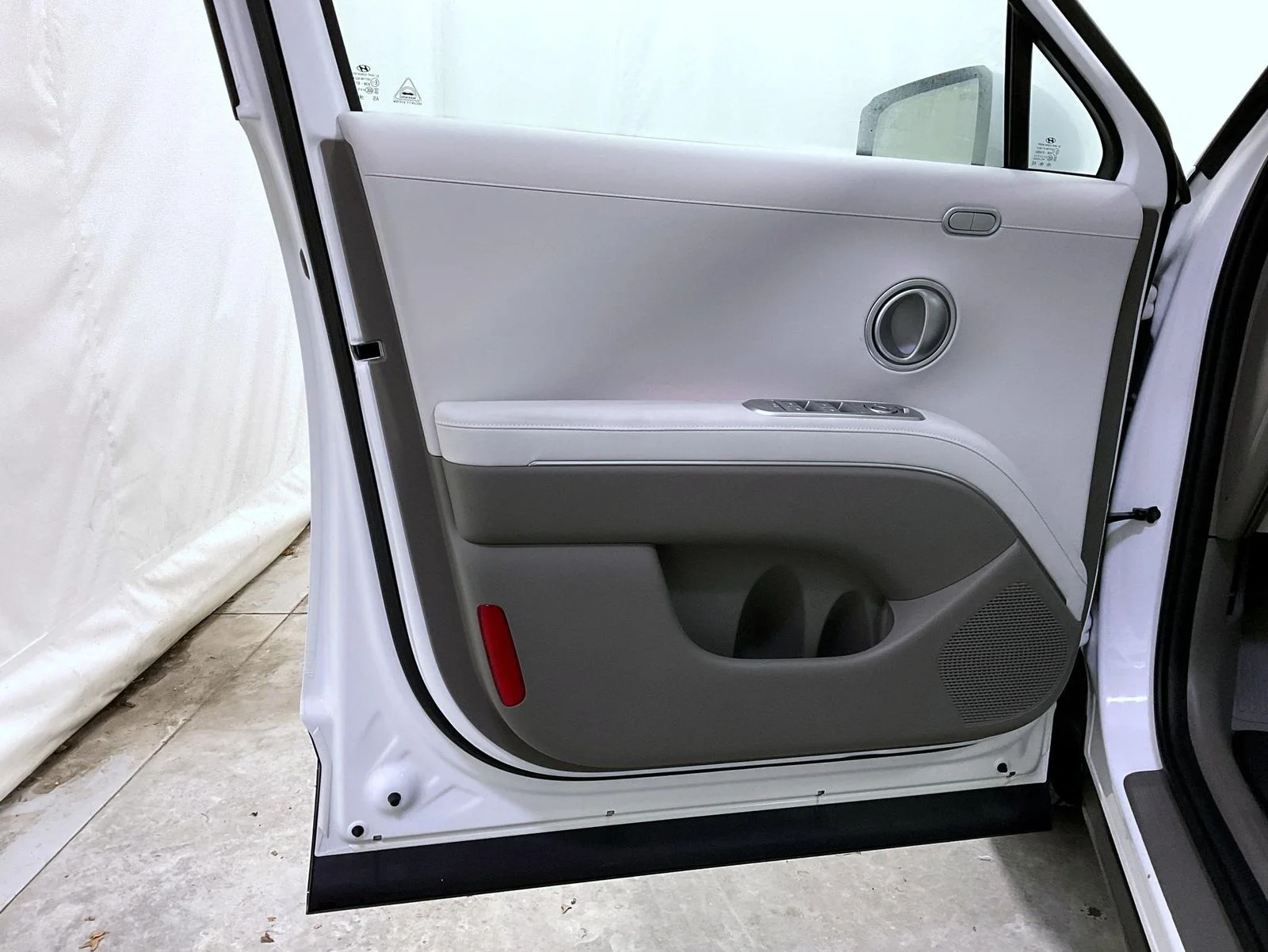 New 2026 White Hyundai Limited image 10
