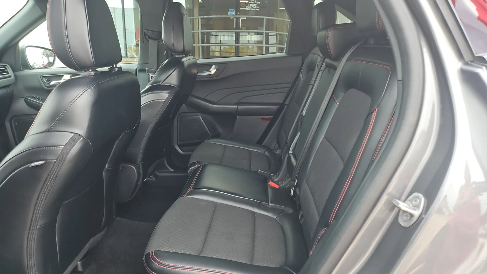 Used 2023 Gray Ford ST-Line FWD image 13