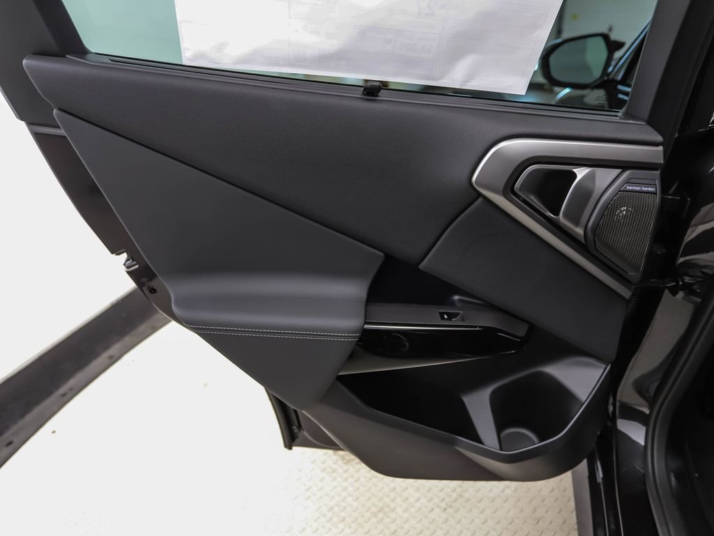 New 2026 Dark Graphite BMW M50 xDrive image 20