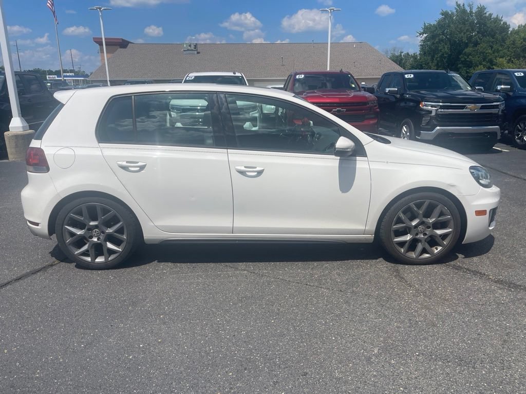 Used 2013 White Volkswagen  image 11