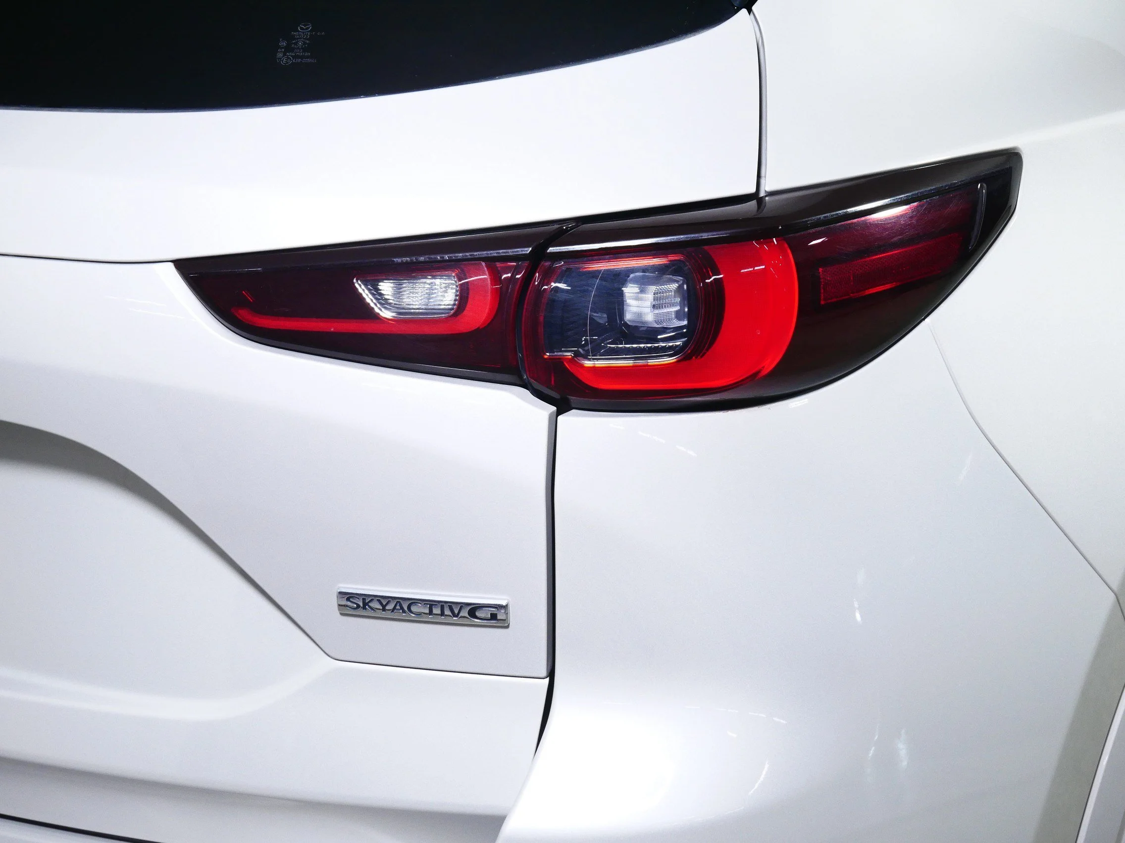 Used 2025 Platinum Quartz Metallic Mazda 2.5 S Select Package image 17