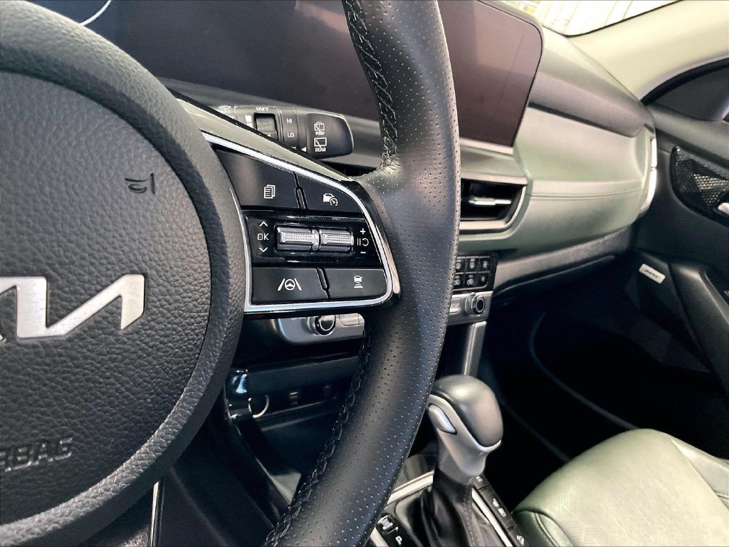 Used 2024 Fusion Black Kia SX image 24