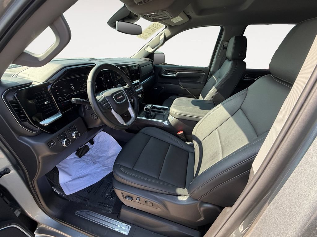 Used 2025 Sterling Metallic GMC SLT image 17