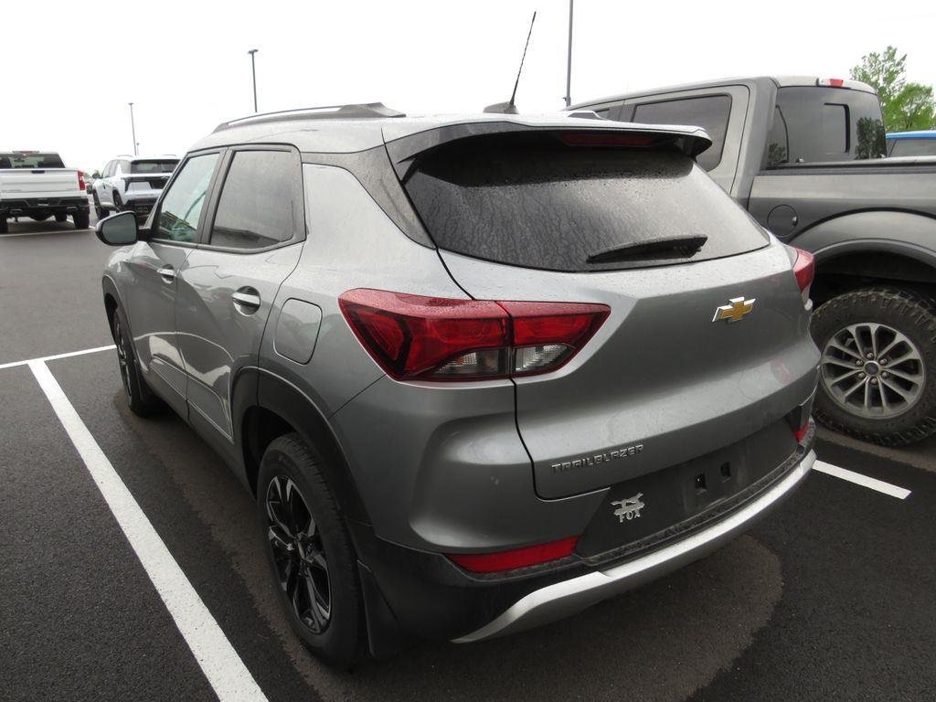 Used 2023 Sterling Gray Metallic Chevrolet LT image 9