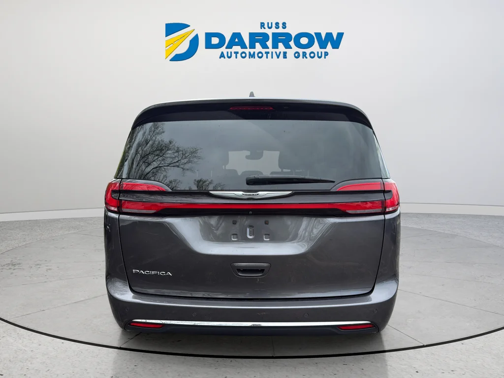 Used 2022 Gray Chrysler Touring L image 15