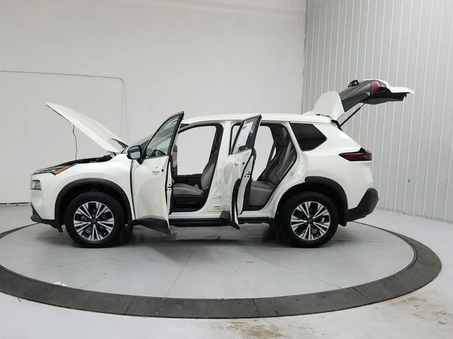 Used 2023 White Nissan SV image 12