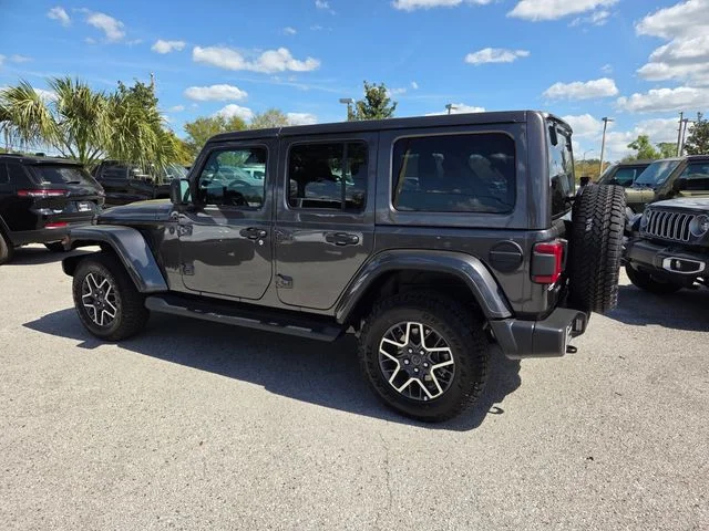 New 2026 Granite Crystal Metallic Clear-Coat Exterior Paint Jeep Sahara image 12