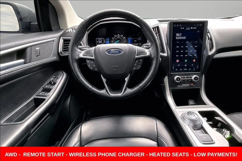 Used 2024 Silver Ford SEL image 8