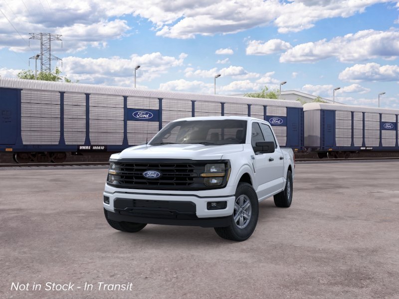 New 2026 Oxford White Ford XLT image 2
